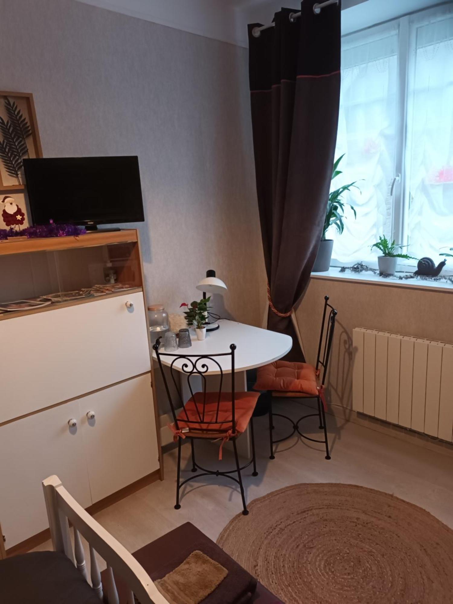 Chambre Equipee Calme Chez Fred Gorron Exteriér fotografie